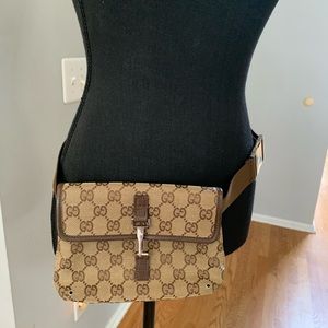 Gucci Waist Bag preowned authentic